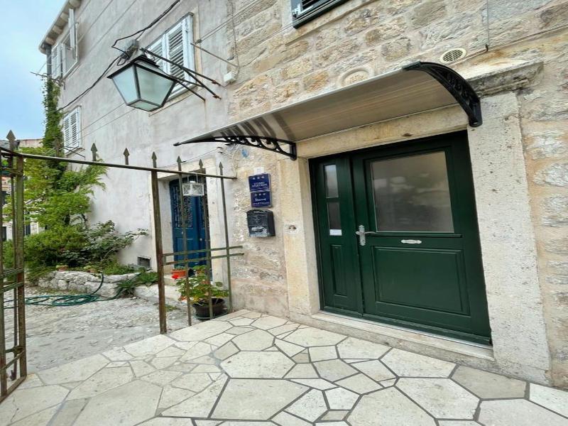House Stayeva 11 image