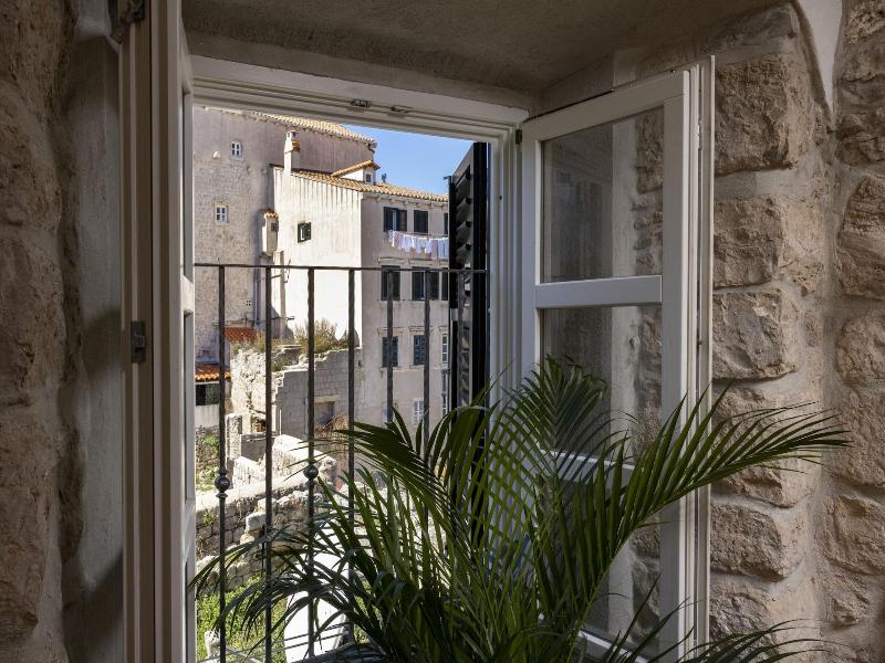 House Stayeva 11 image