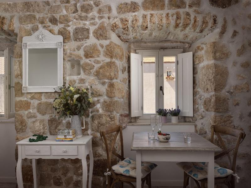 House Stayeva 11 image