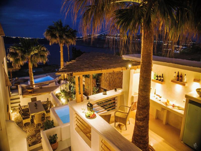 Summer Lovers Villa image