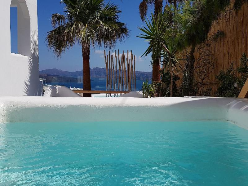 Summer Lovers Villa image