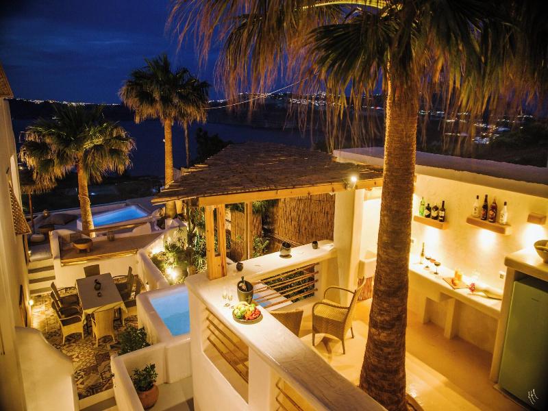 Summer Lovers Villa