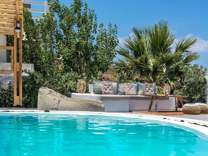 Summer Lovers Villa image