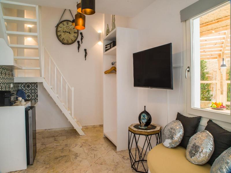 Summer Lovers Villa image