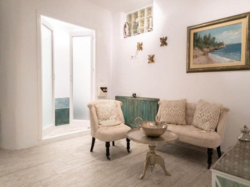Summer Lovers Villa image
