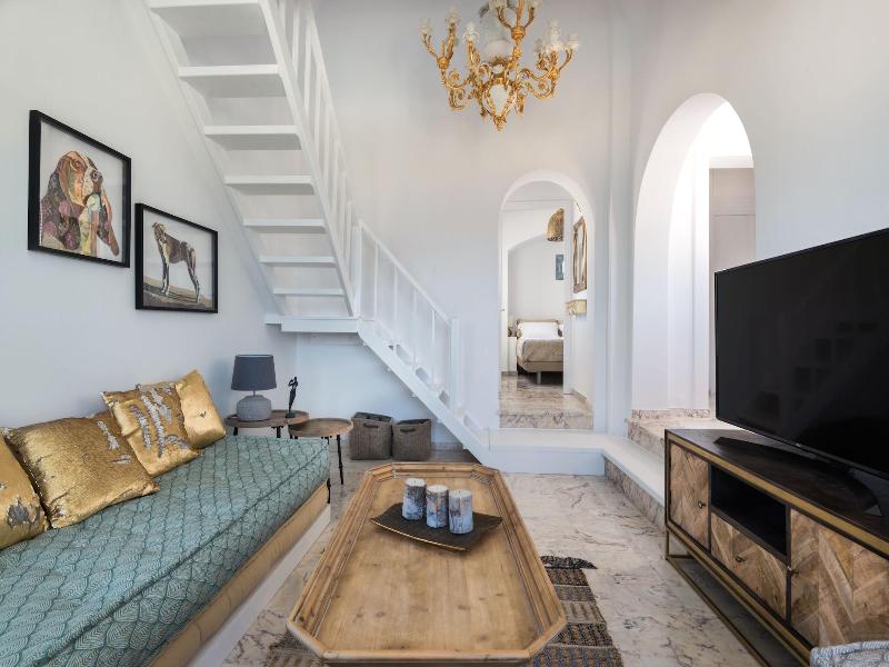 Summer Lovers Villa image