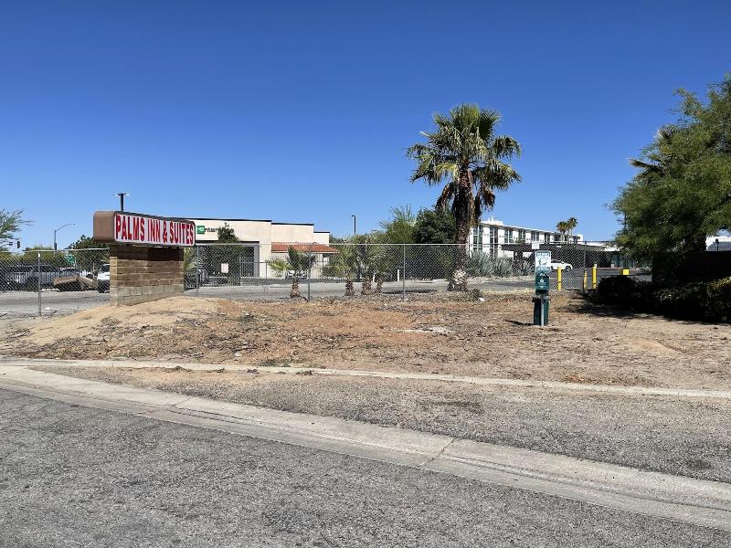 Palms Inn & Suites — general view