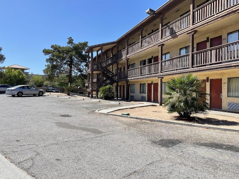 Palms Inn & Suites