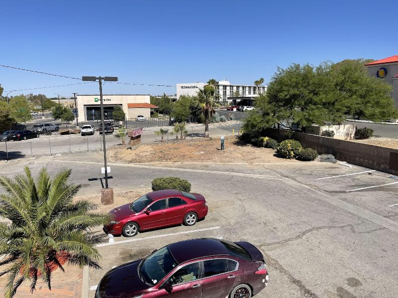 Palms Inn & Suites