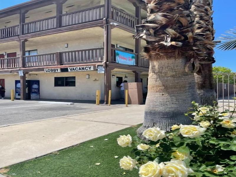 Palms Inn & Suites