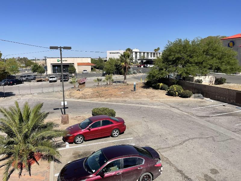 Palms Inn & Suites
