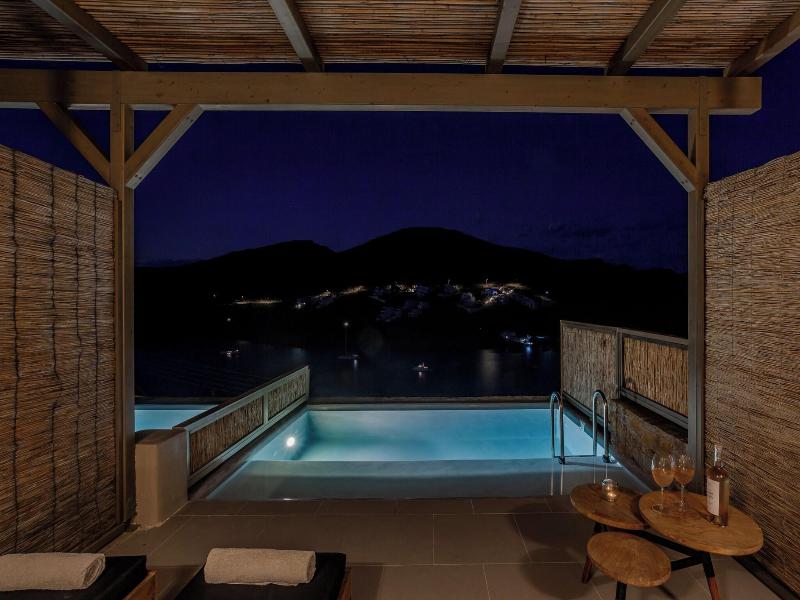 Amal Kythnos Suites image