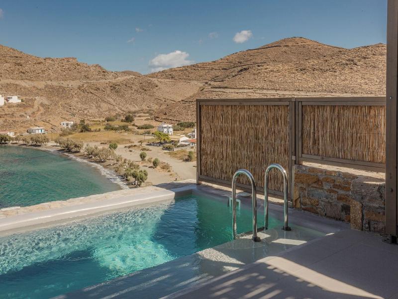 Amal Kythnos Suites image
