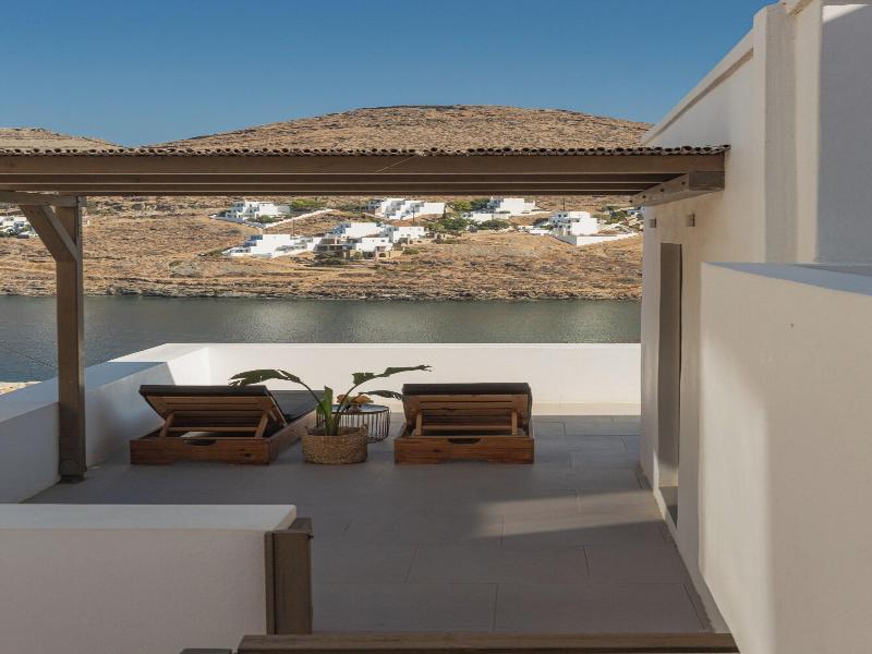Amal Kythnos Suites image