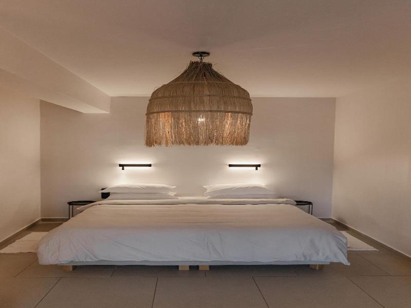 Amal Kythnos Suites image