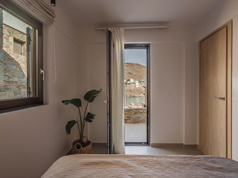 Amal Kythnos Suites image