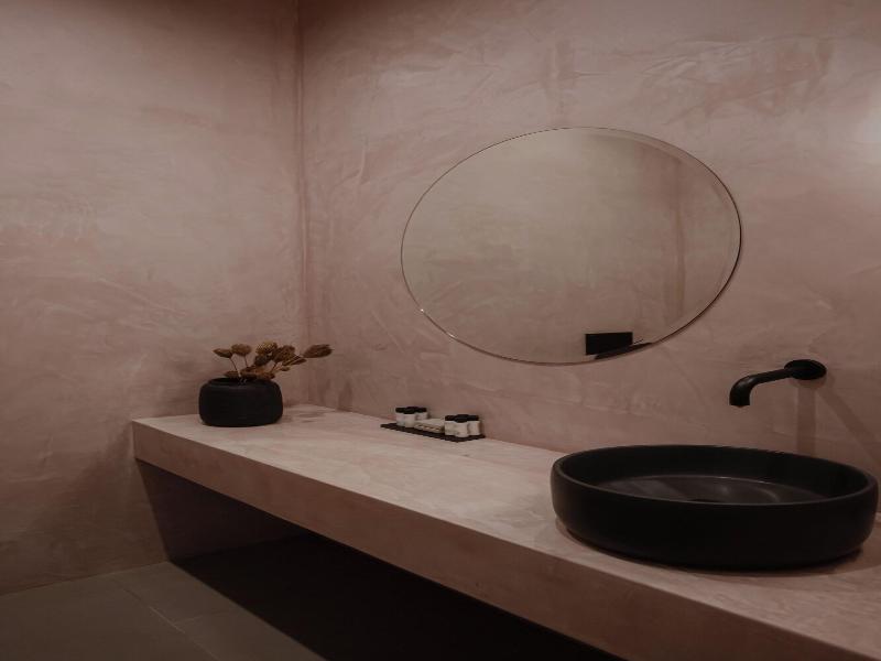 Amal Kythnos Suites image
