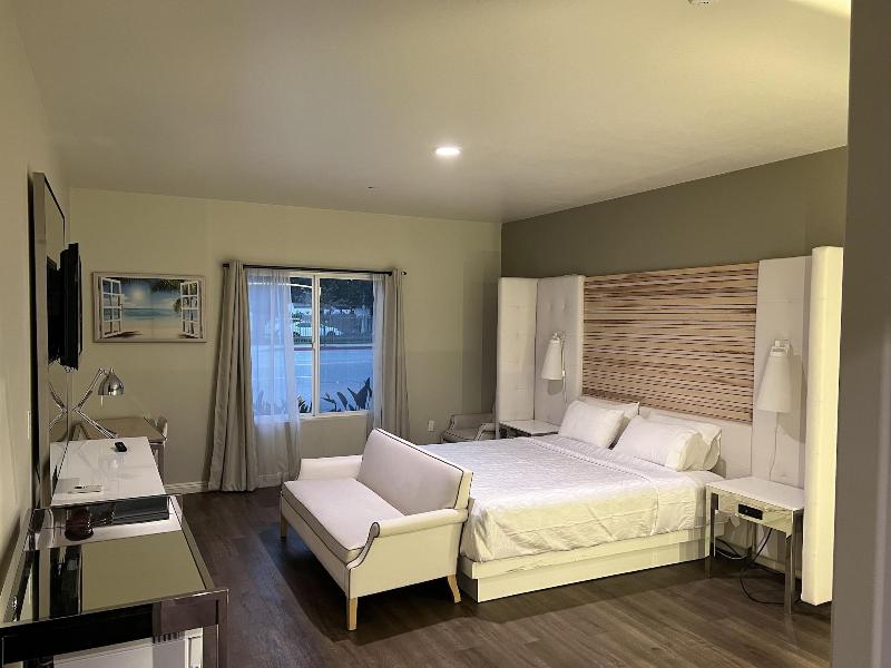 Aspire Inn & Suites Orange image