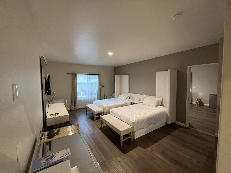 Aspire Inn & Suites Orange image