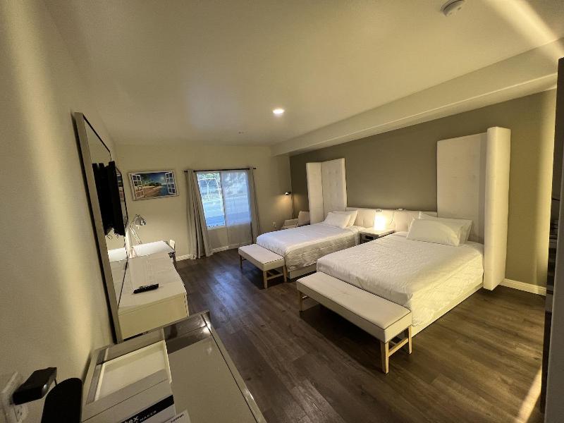 Aspire Inn & Suites Orange image