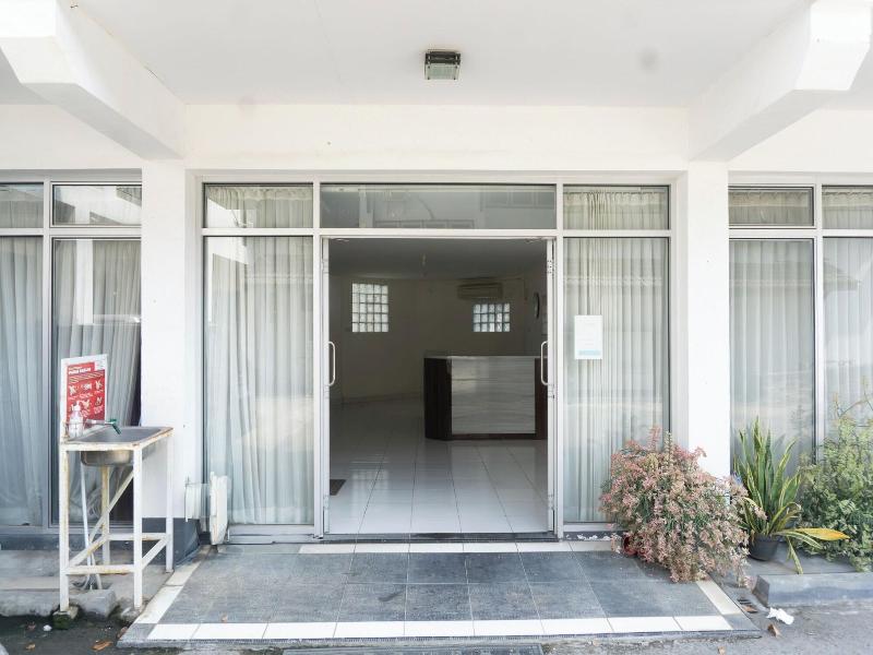 Hotel O Teluk Betung Near Bank Indonesia Formerl image