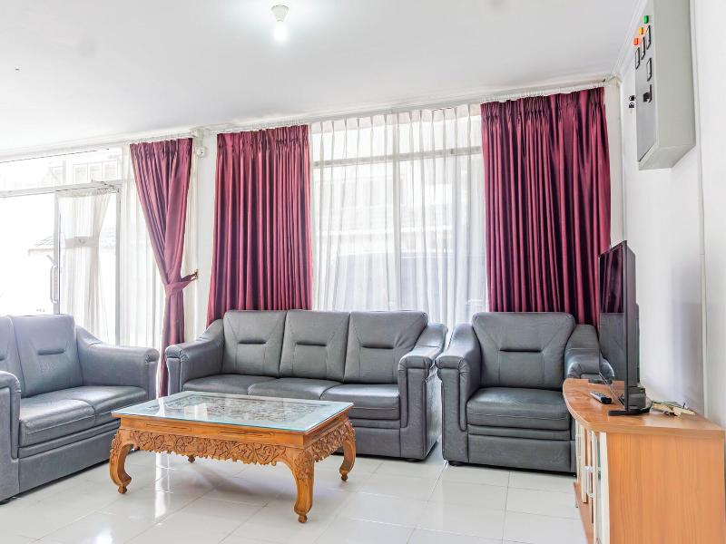 Hotel O Teluk Betung Near Bank Indonesia Formerl image