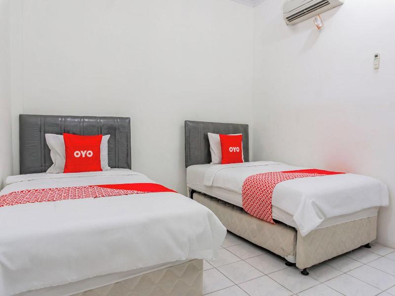 Hotel O Teluk Betung Near Bank Indonesia Formerl image