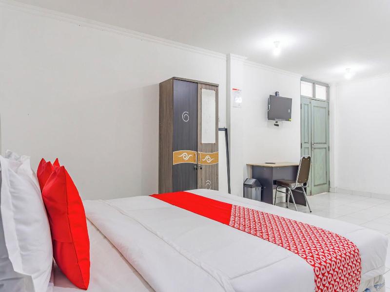 Hotel O Teluk Betung Near Bank Indonesia Formerl image