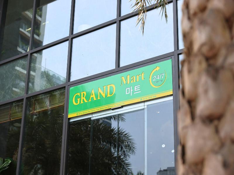 Golden Lotus Grand image