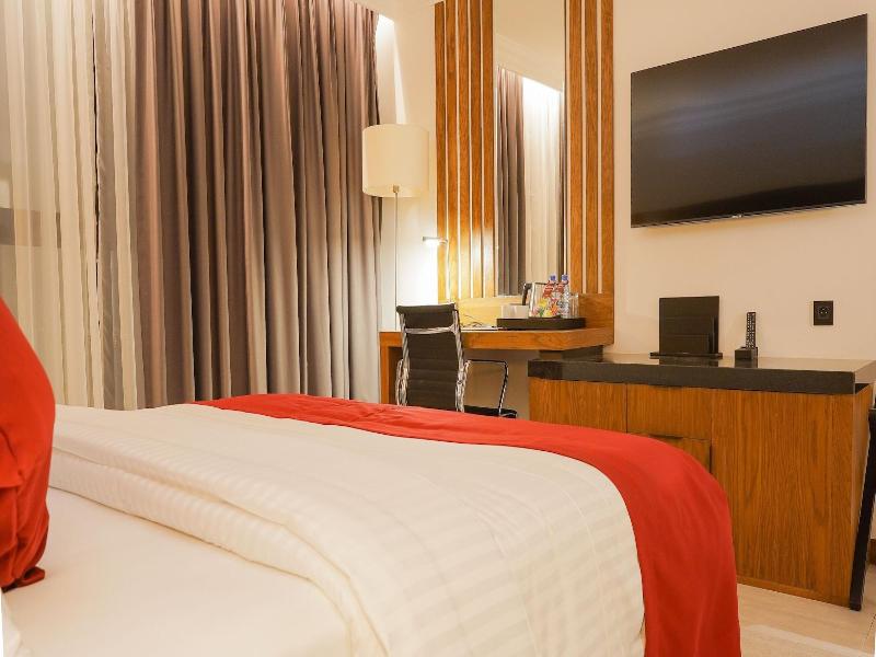 Star Land Hotel Bastos image