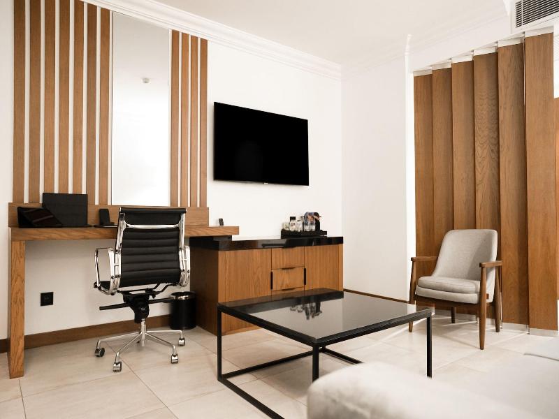 Star Land Hotel Bastos image