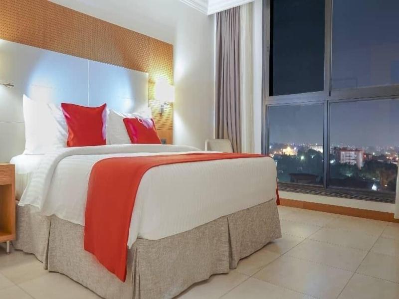 Star Land Hotel Bastos image