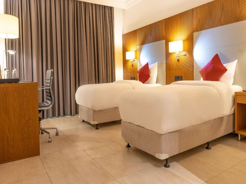 Star Land Hotel Bastos image
