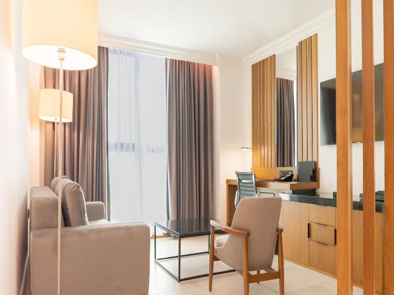 Star Land Hotel Bastos image