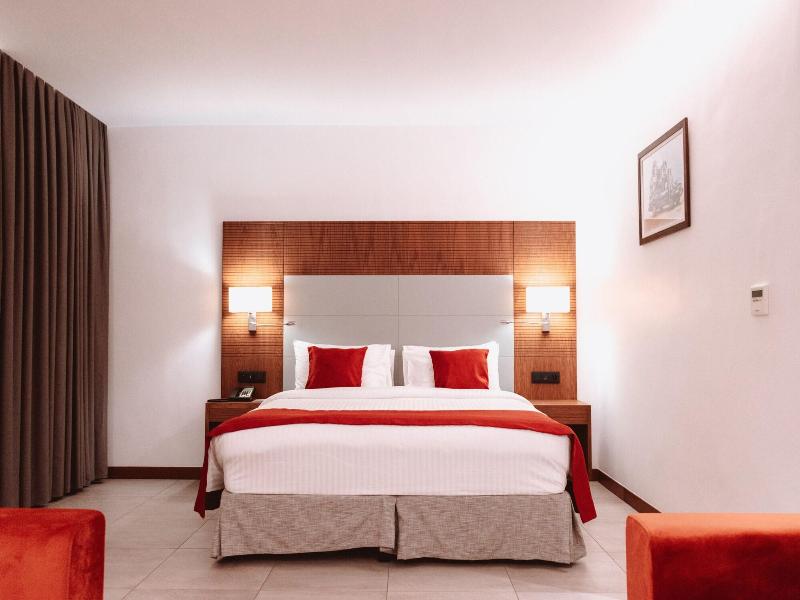 Star Land Hotel Bastos image
