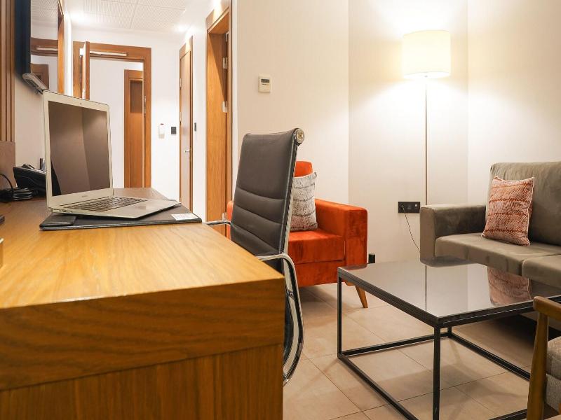 Star Land Hotel Bastos image