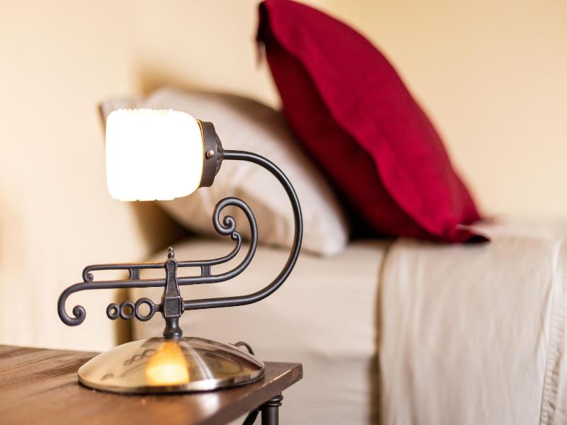 Traveler's Rest Hotel image