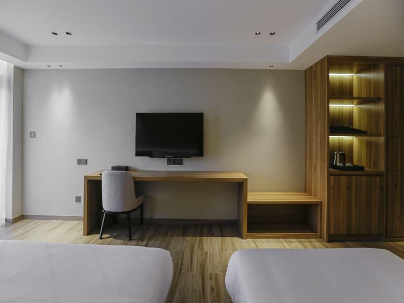 Hotel Casiana & Events Center image