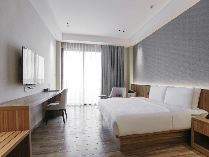 Hotel Casiana & Events Center image