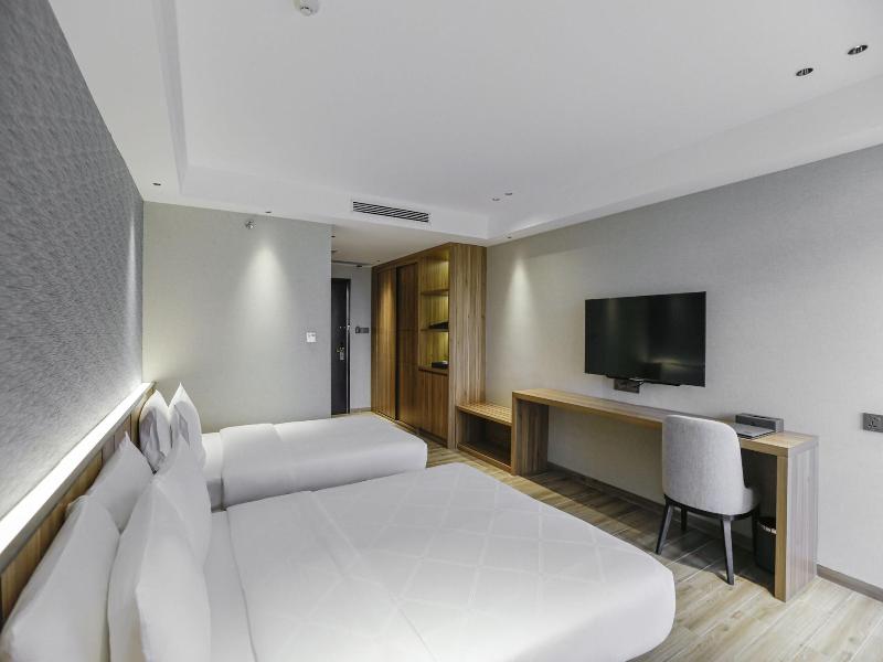 Hotel Casiana & Events Center image