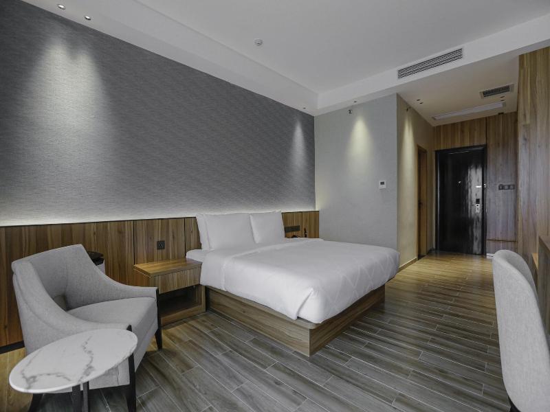 Hotel Casiana & Events Center image
