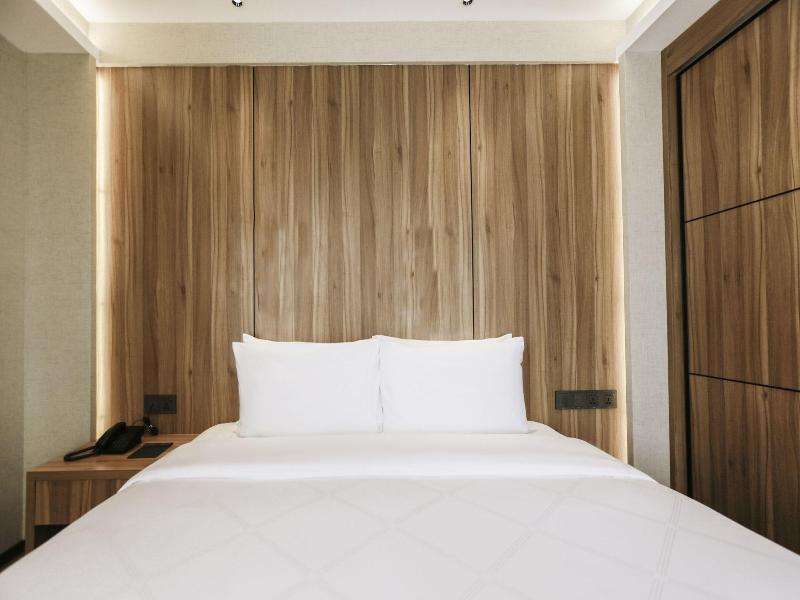 Hotel Casiana & Events Center image