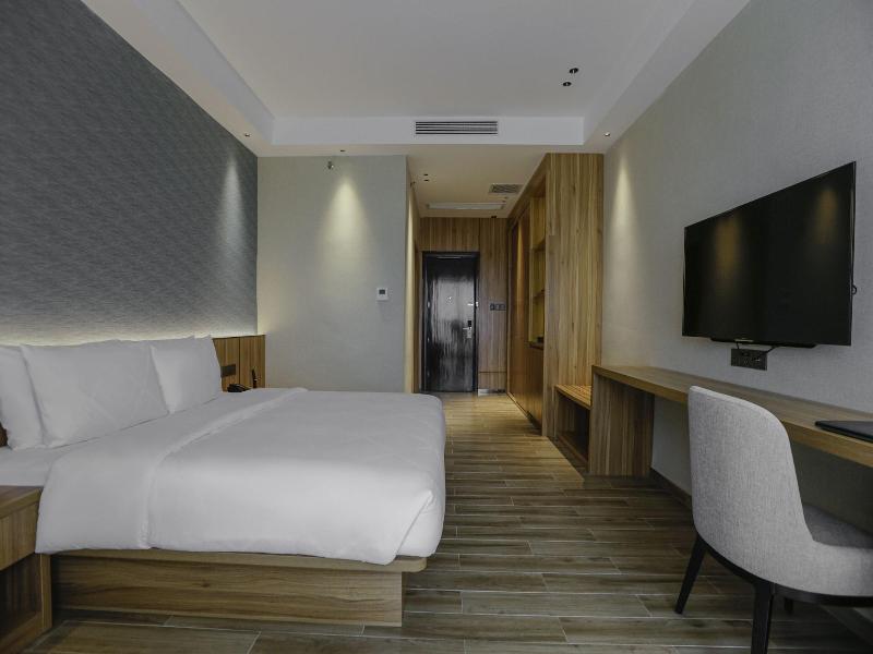Hotel Casiana & Events Center image