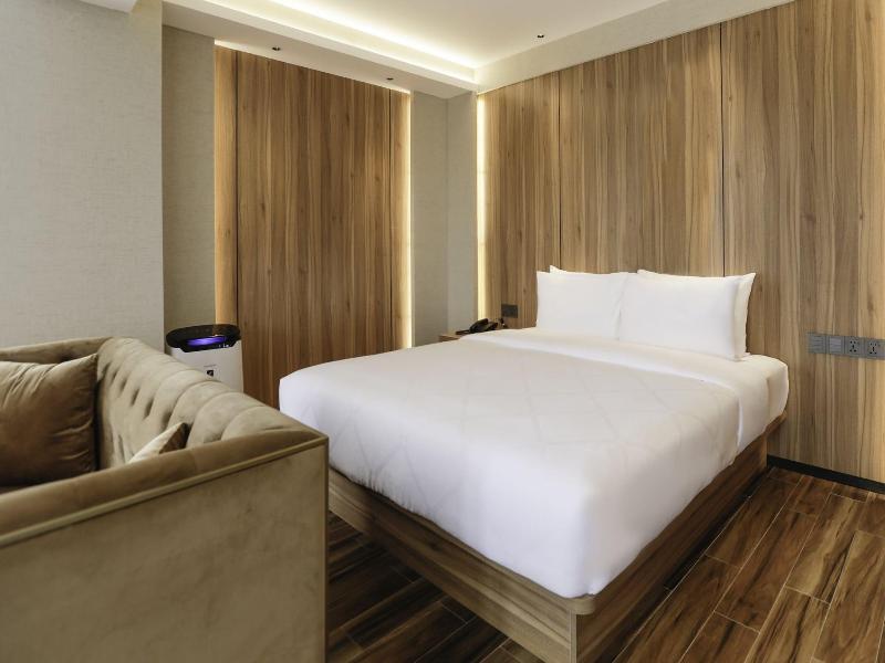 Hotel Casiana & Events Center image