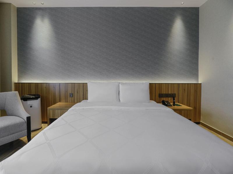 Hotel Casiana & Events Center image