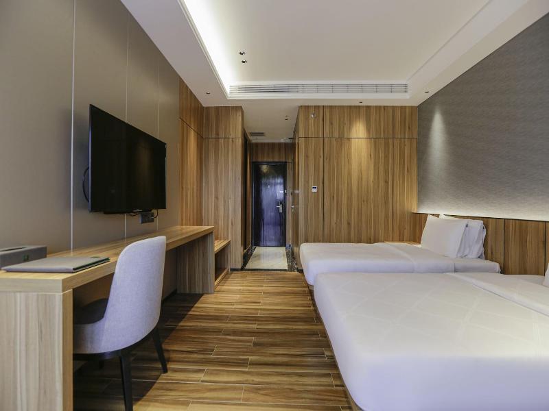 Hotel Casiana & Events Center image