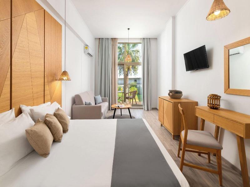 Paralos Rodos Lifestyle image