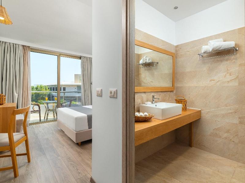 Paralos Rodos Lifestyle image