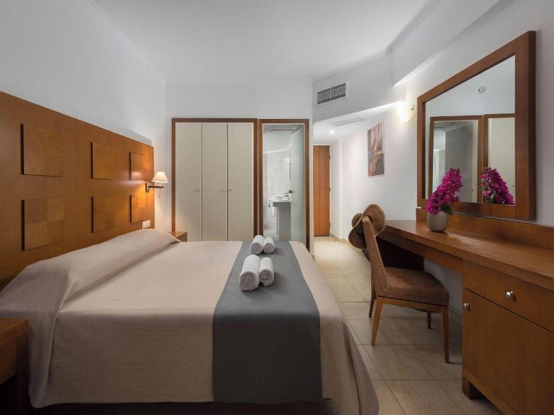 Paralos Rodos Lifestyle image
