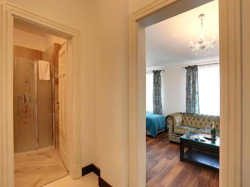 Ferdinandhof Apart Hotel image